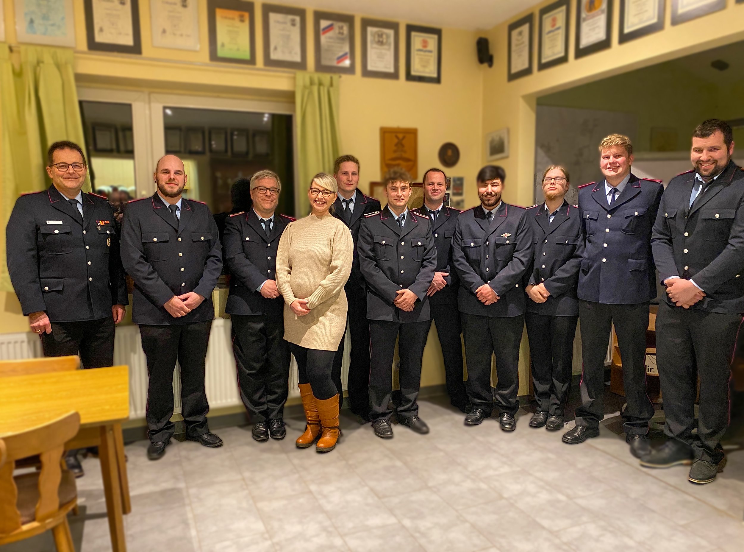 Erfolgreicher Truppmann Abschluss Freiwillige Feuerwehr Osterholz