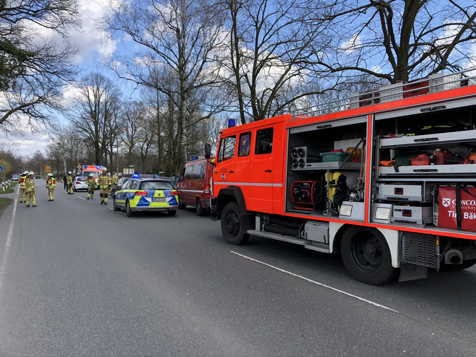 14.02.2019 - PKW Unfall - Freiwillige Feuerwehr Osterholz-Scharmbeck