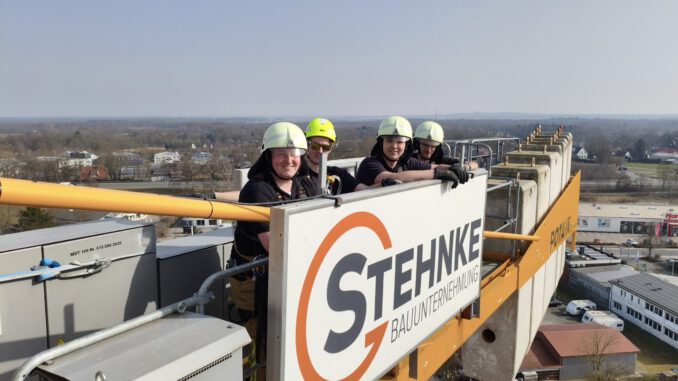 Gansoben auf dem Baukran.